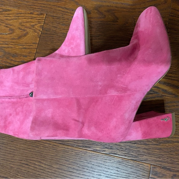 Sam Edelman Pink Suede Heeled Boots - Picture 2 of 7